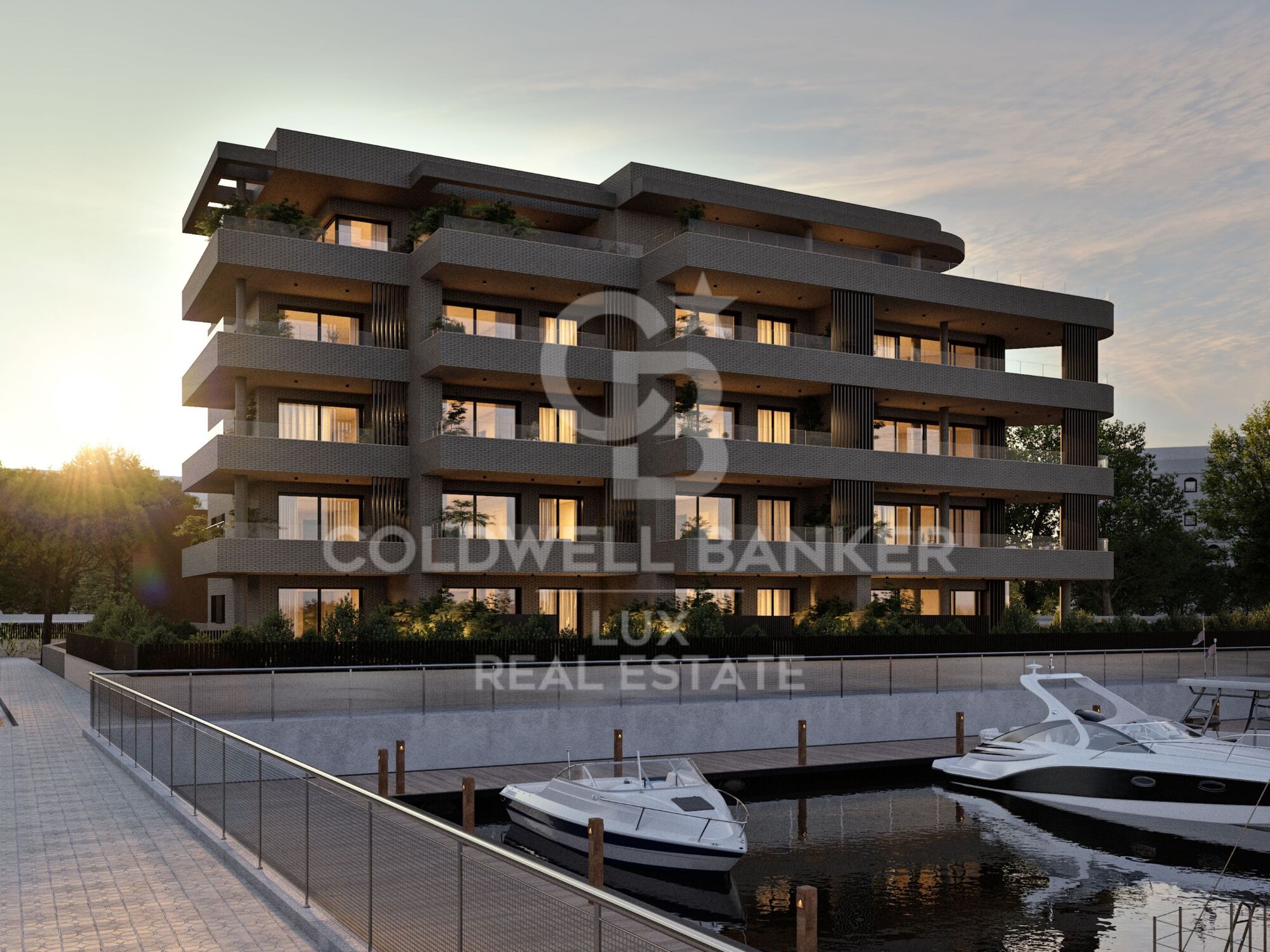 Apartamento con terraza y vistas al canal, obra nueva en Santa Margarita