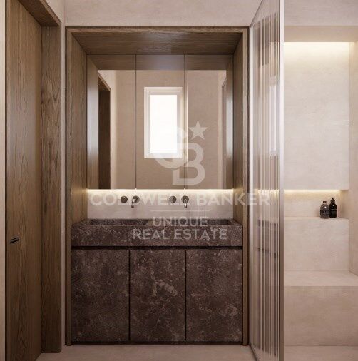 3-bedroom apartment to renovate in Chamberí, Madrid