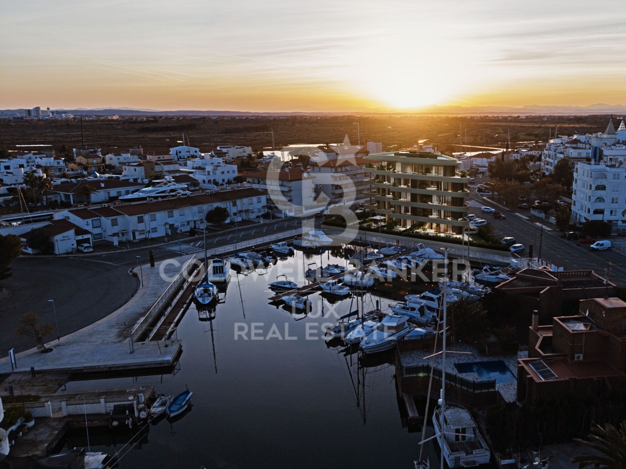 Wohnung mit 30 m² Terrasse und Blick auf den Kanal, Roses