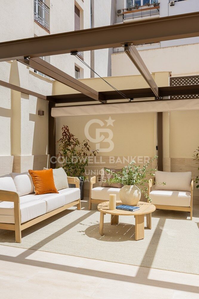 Appartement rénové de 4 chambres avec terrasse dans le quartier exclusif de Recoletos, Madrid