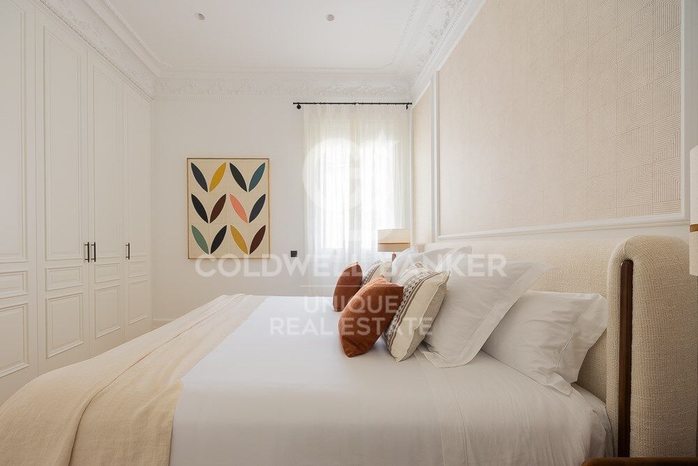 Renovierte 4-Zimmer-Wohnung mit Terrasse in der exklusiven Nachbarschaft von Recoletos, Madrid