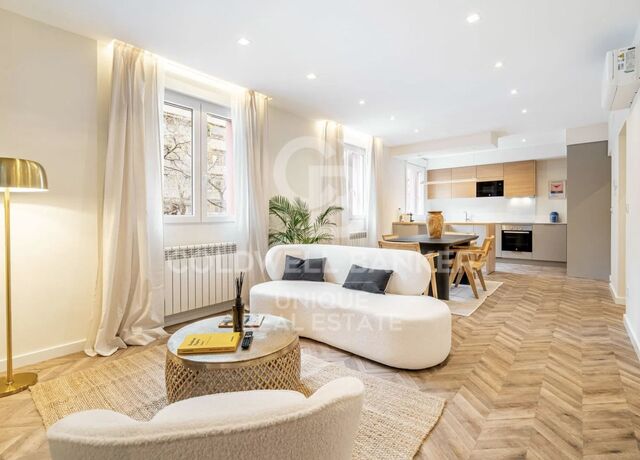 Renovierte Außenwohnung in Ibiza, Madrid