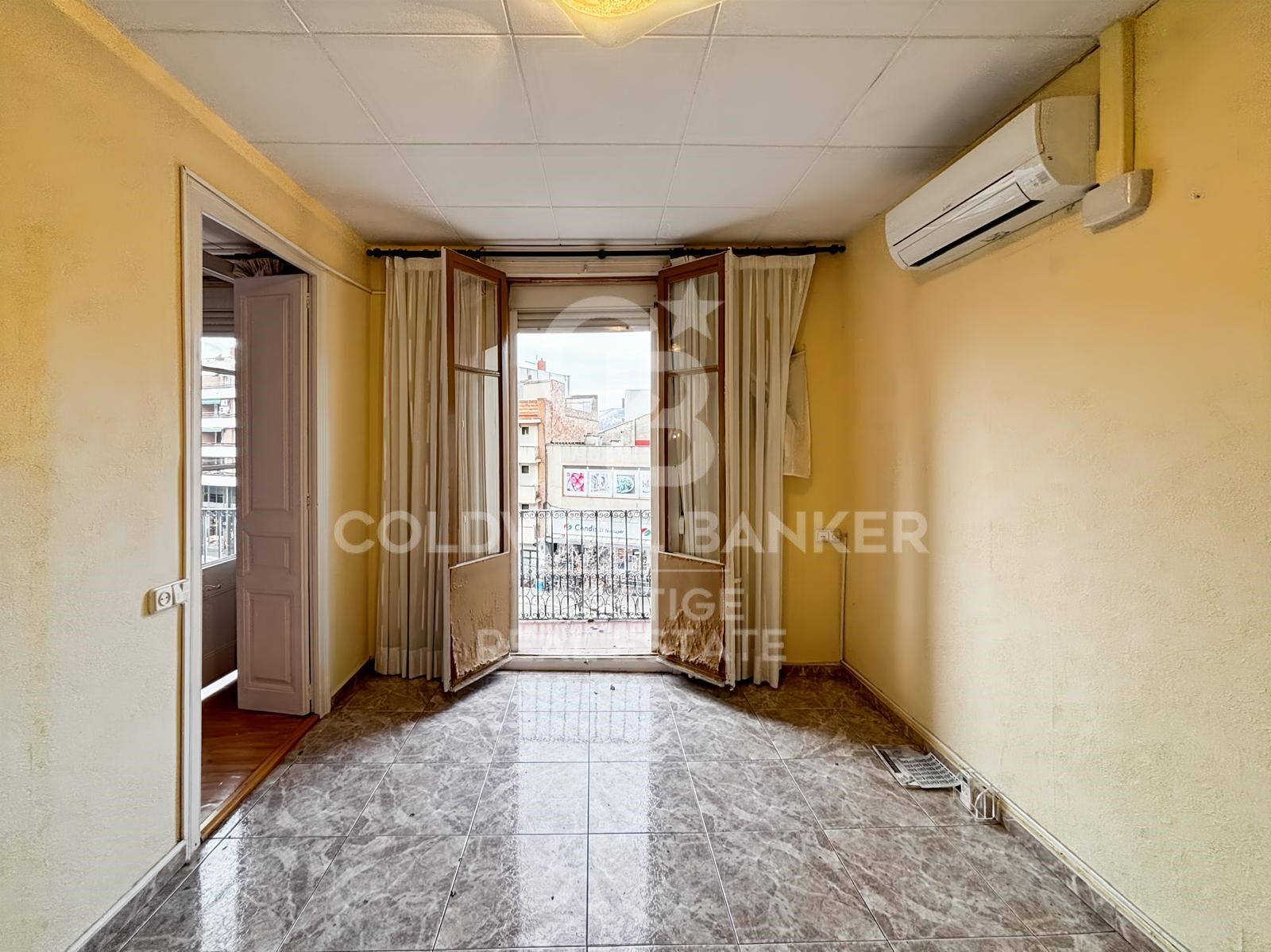 Bâtiment unique au charme historique au cur de Molins de Rei