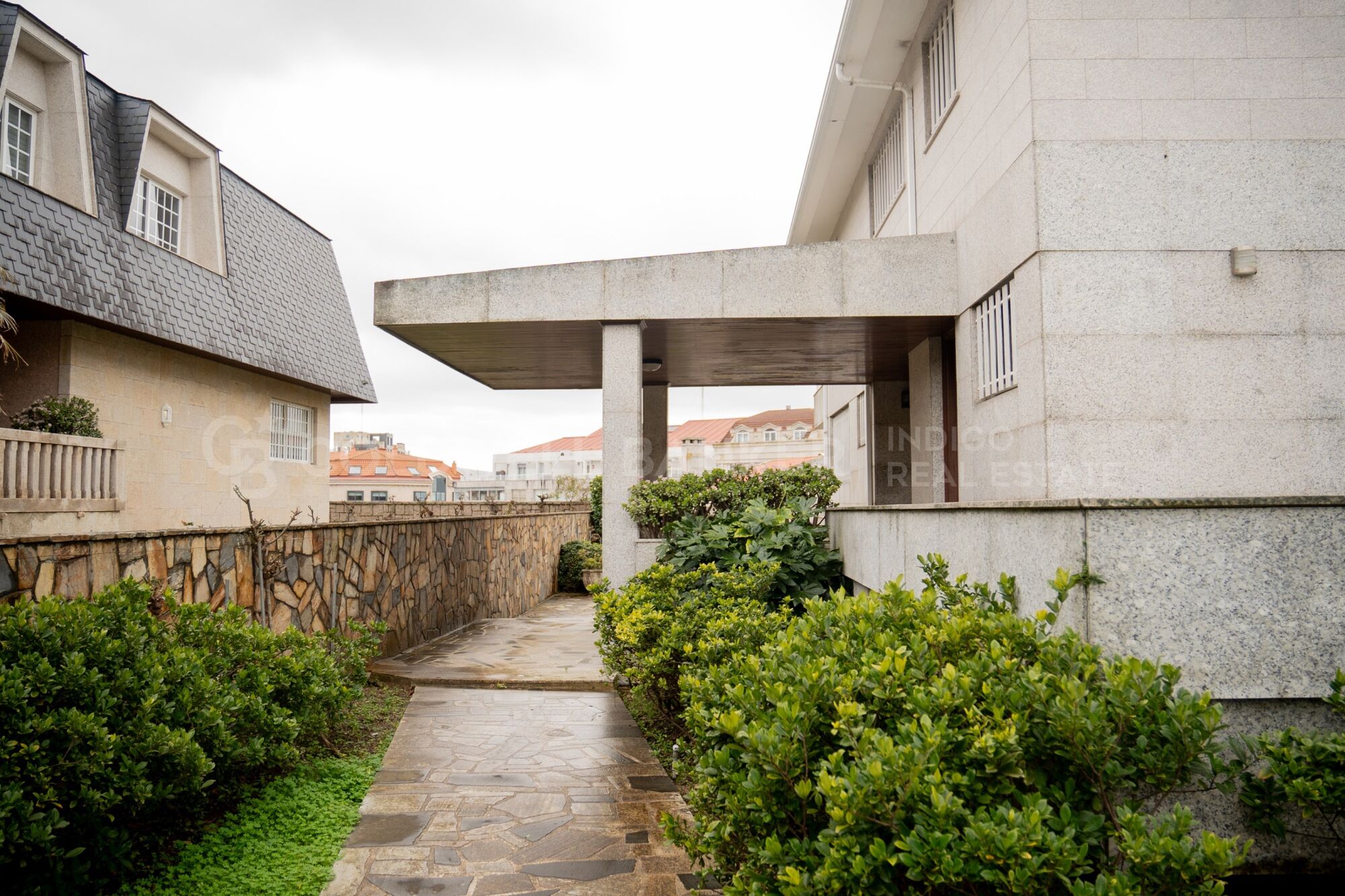 Chalet exclusivo en Monte O Castro con vistas al mar