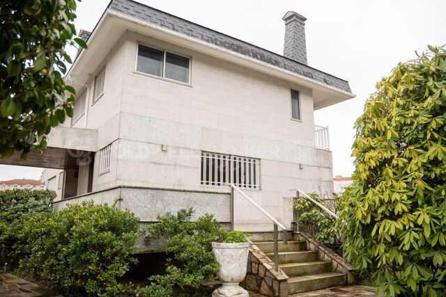 Chalet 5 Bedrooms Triplex Sale Vigo