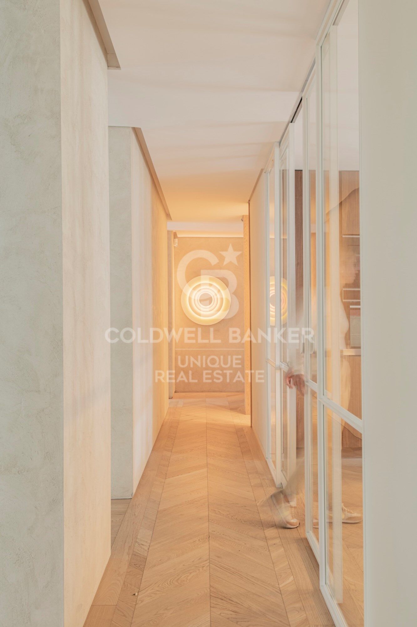 Appartement extérieur avec quatre balcons sur rue, garage et cave à Lista, Madrid