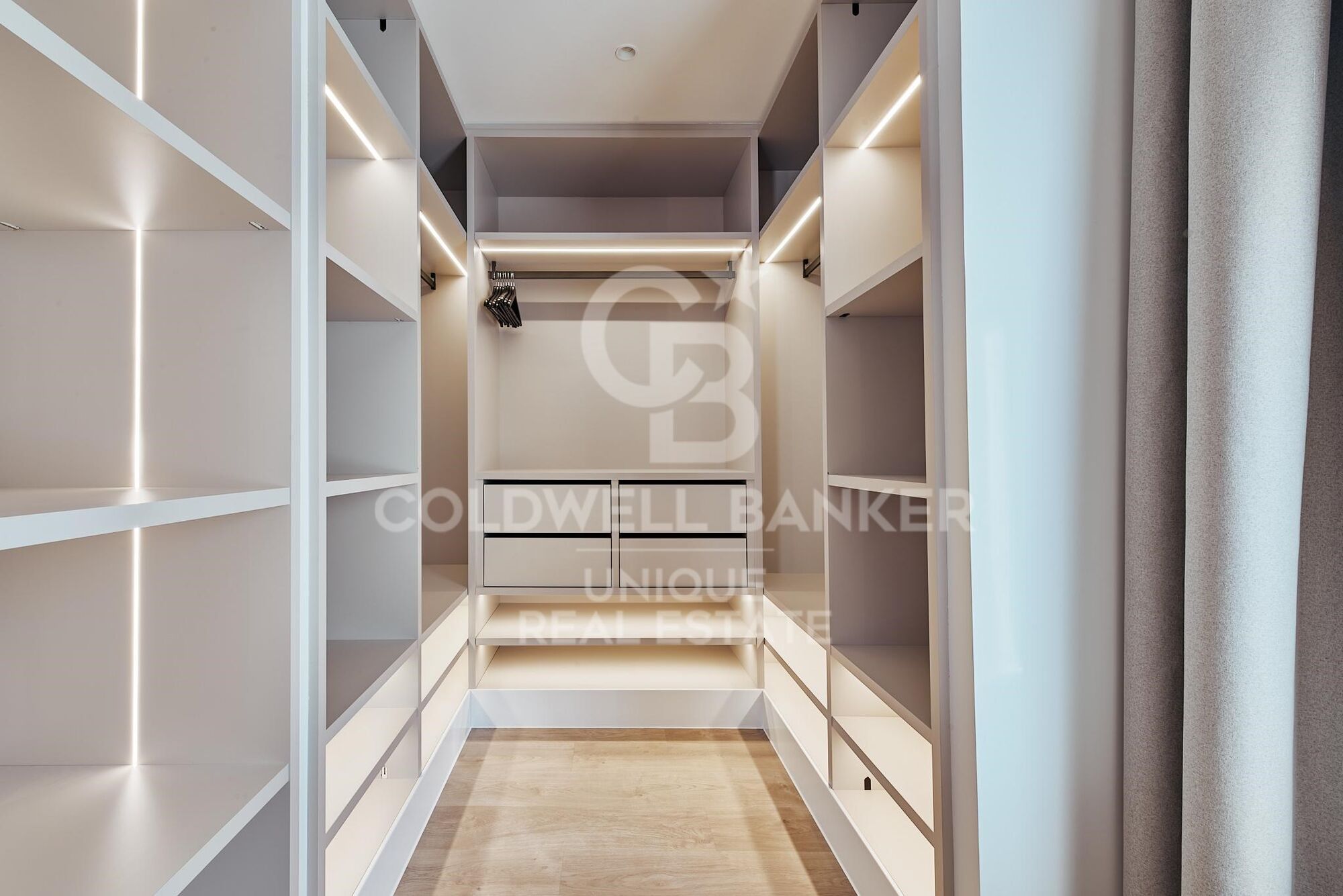Flat 3 Bedrooms Sale Madrid
