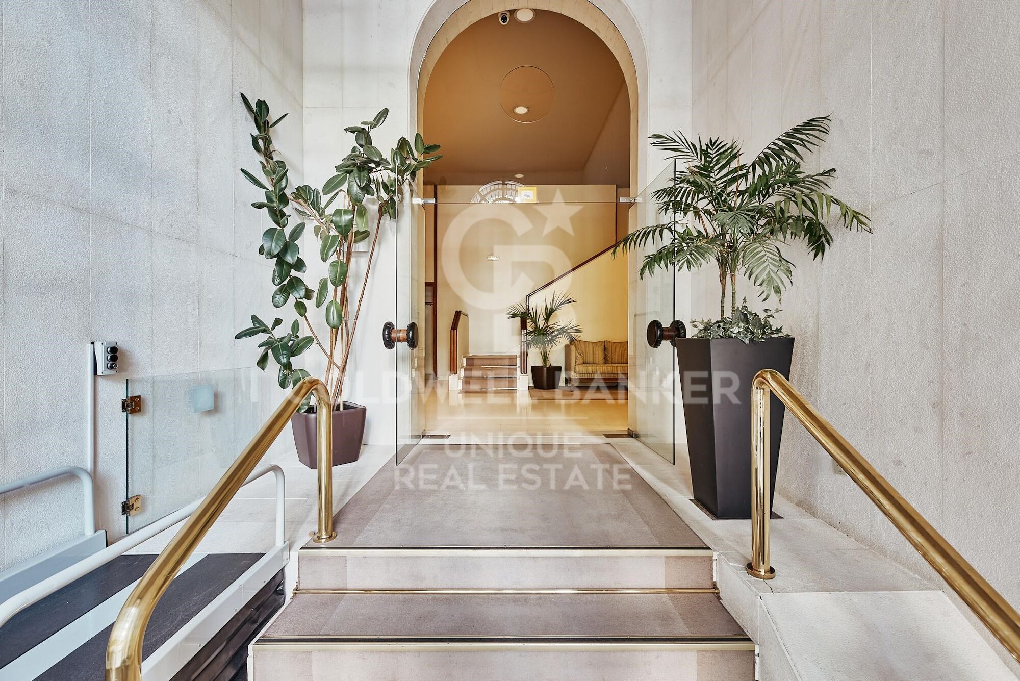 Flat 3 Bedrooms Sale Madrid