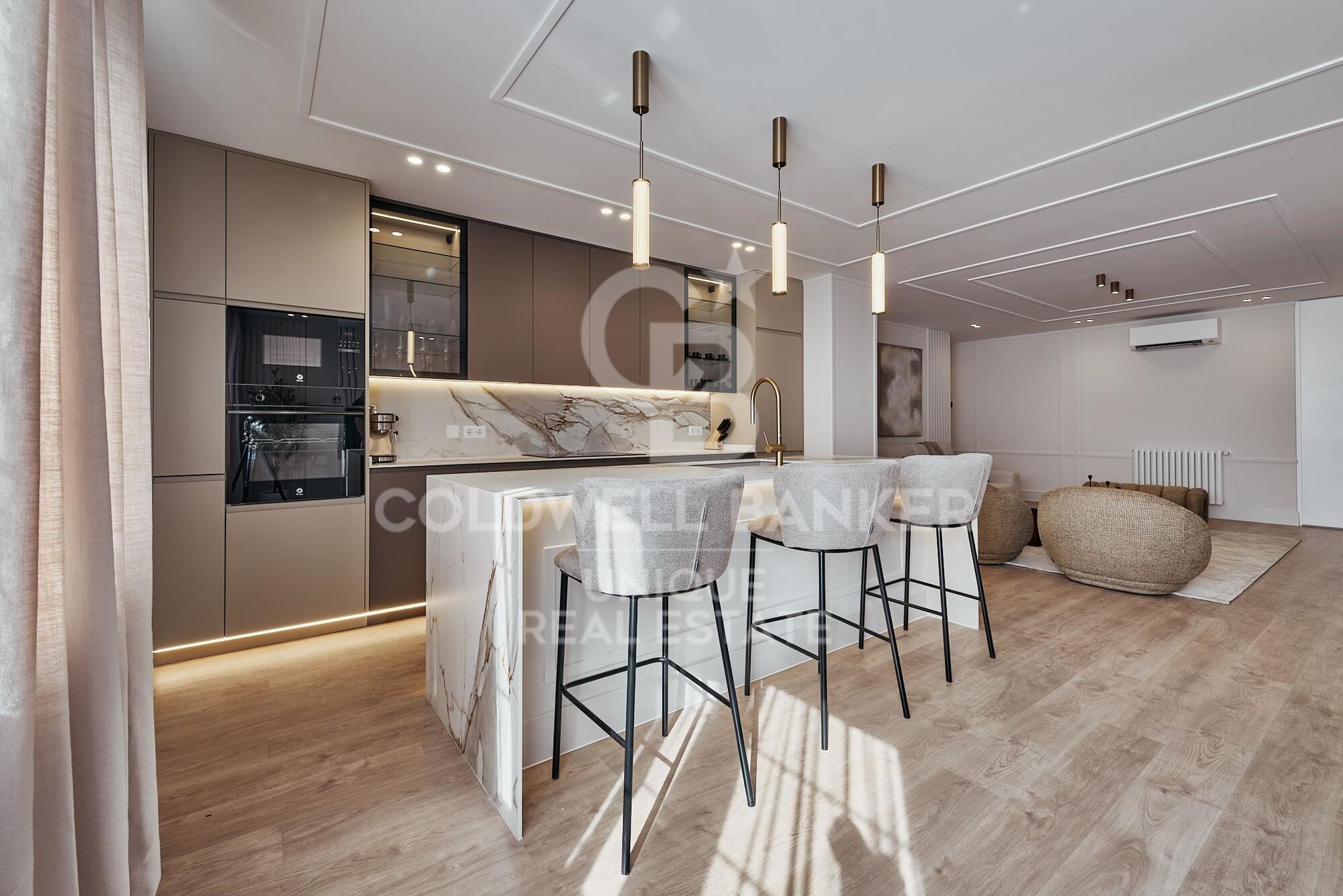 Flat 3 Bedrooms Sale Madrid