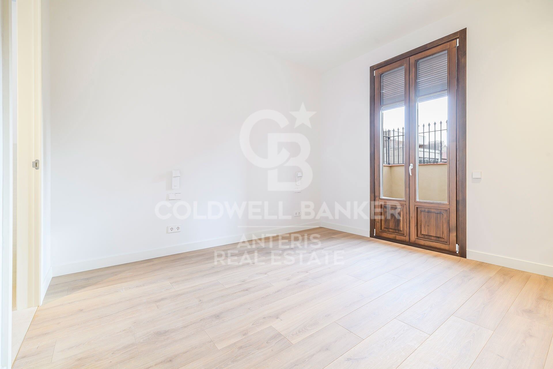 Exclusive penthouse with terrace in a stately building in the Quadrat d'Or