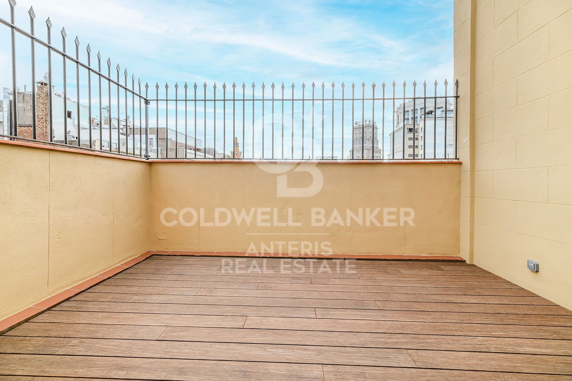 Exclusivo ático con terraza en finca señorial en el Quadrat d'Or