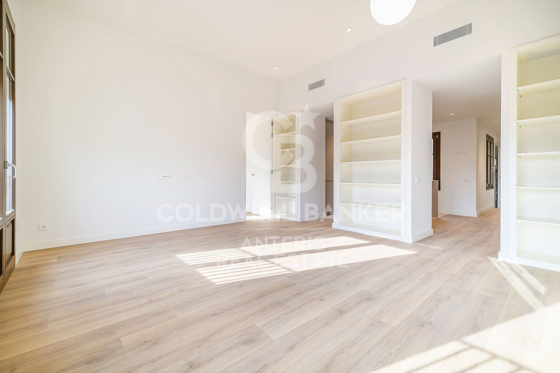 Exclusivo ático con terraza en finca señorial en el Quadrat d'Or