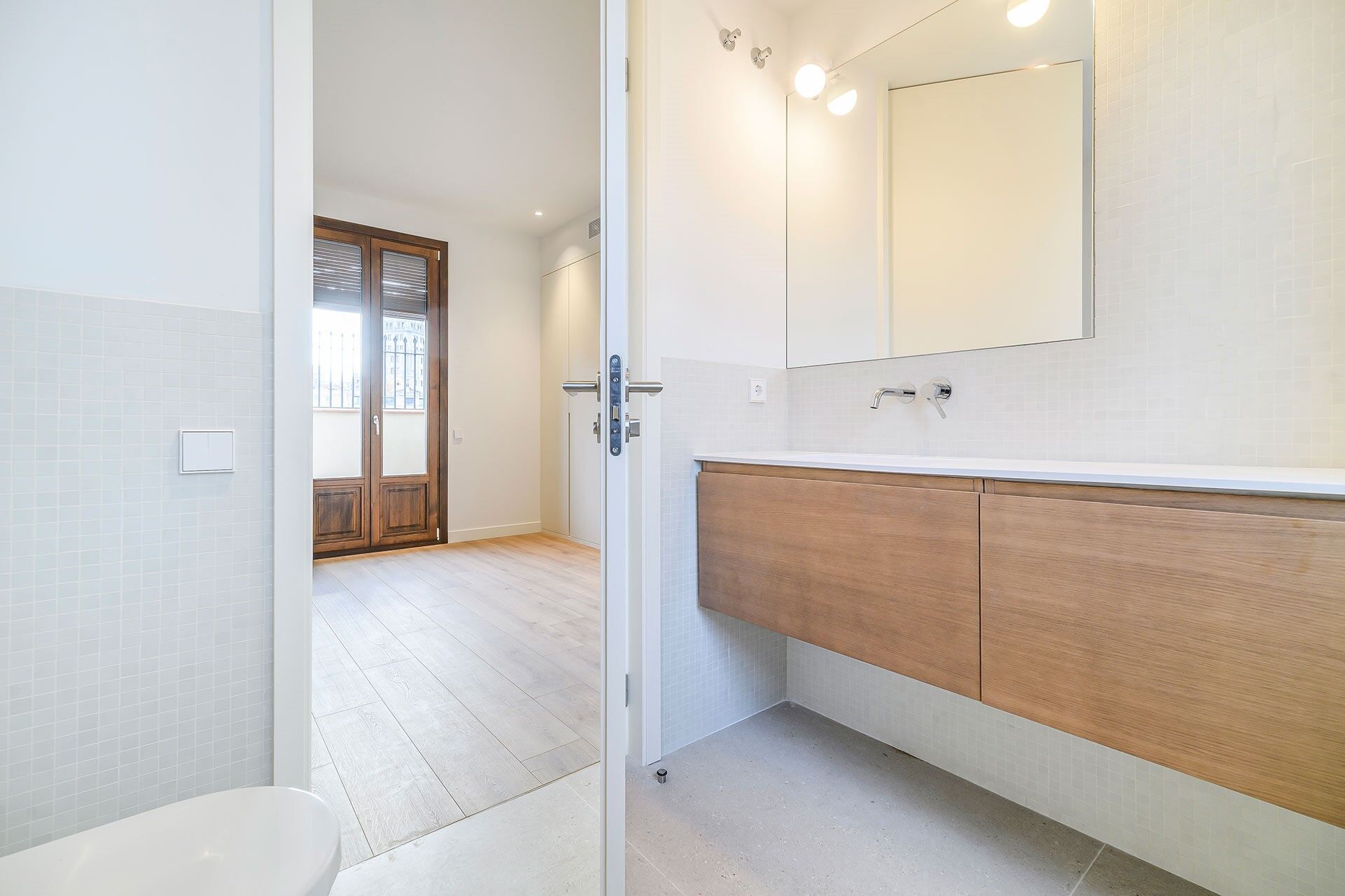Exclusive penthouse with terrace in a stately building in the Quadrat d'Or