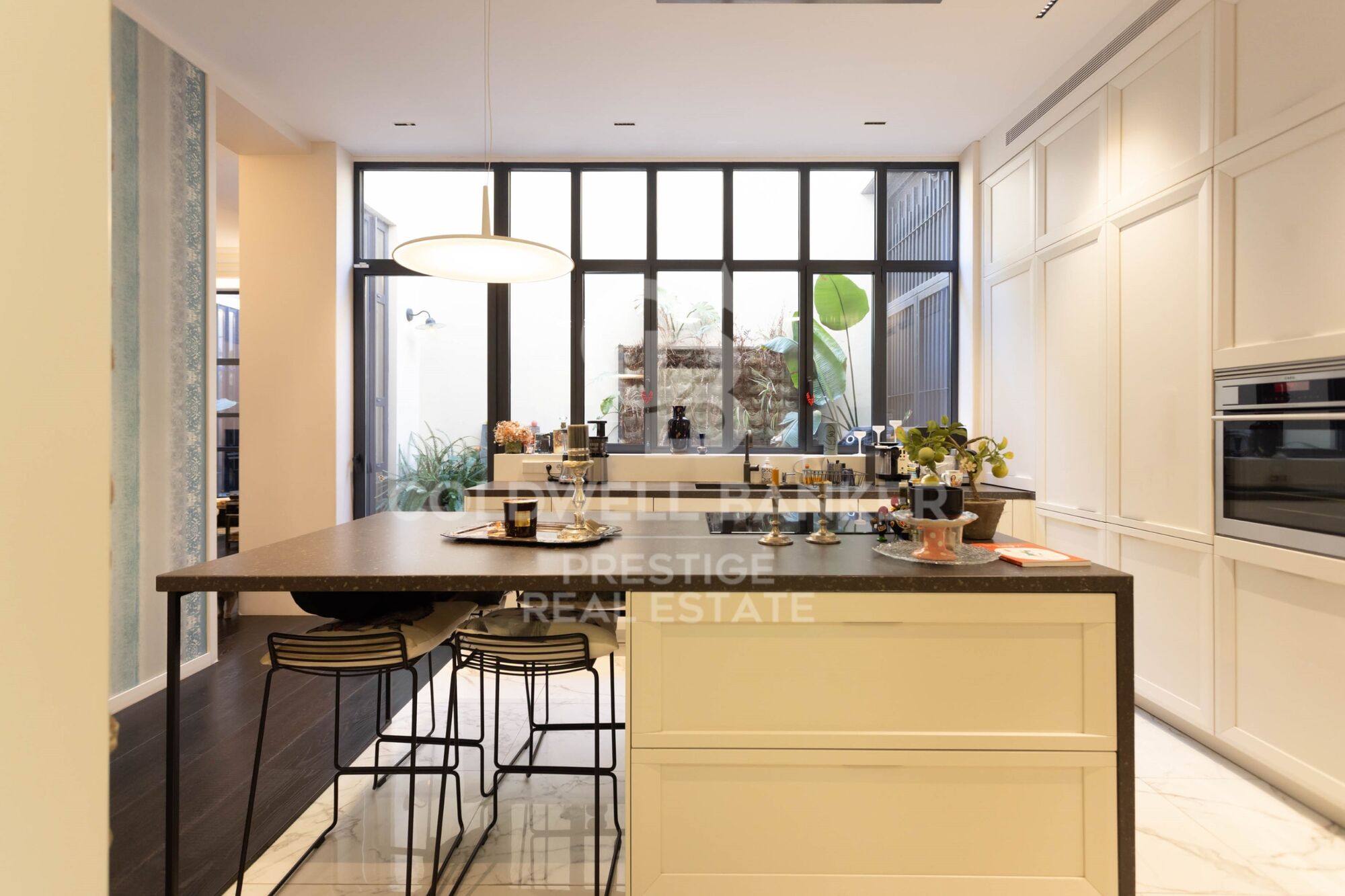 Duplex en venta con terraza a dos pasos de la Sagrada Familia