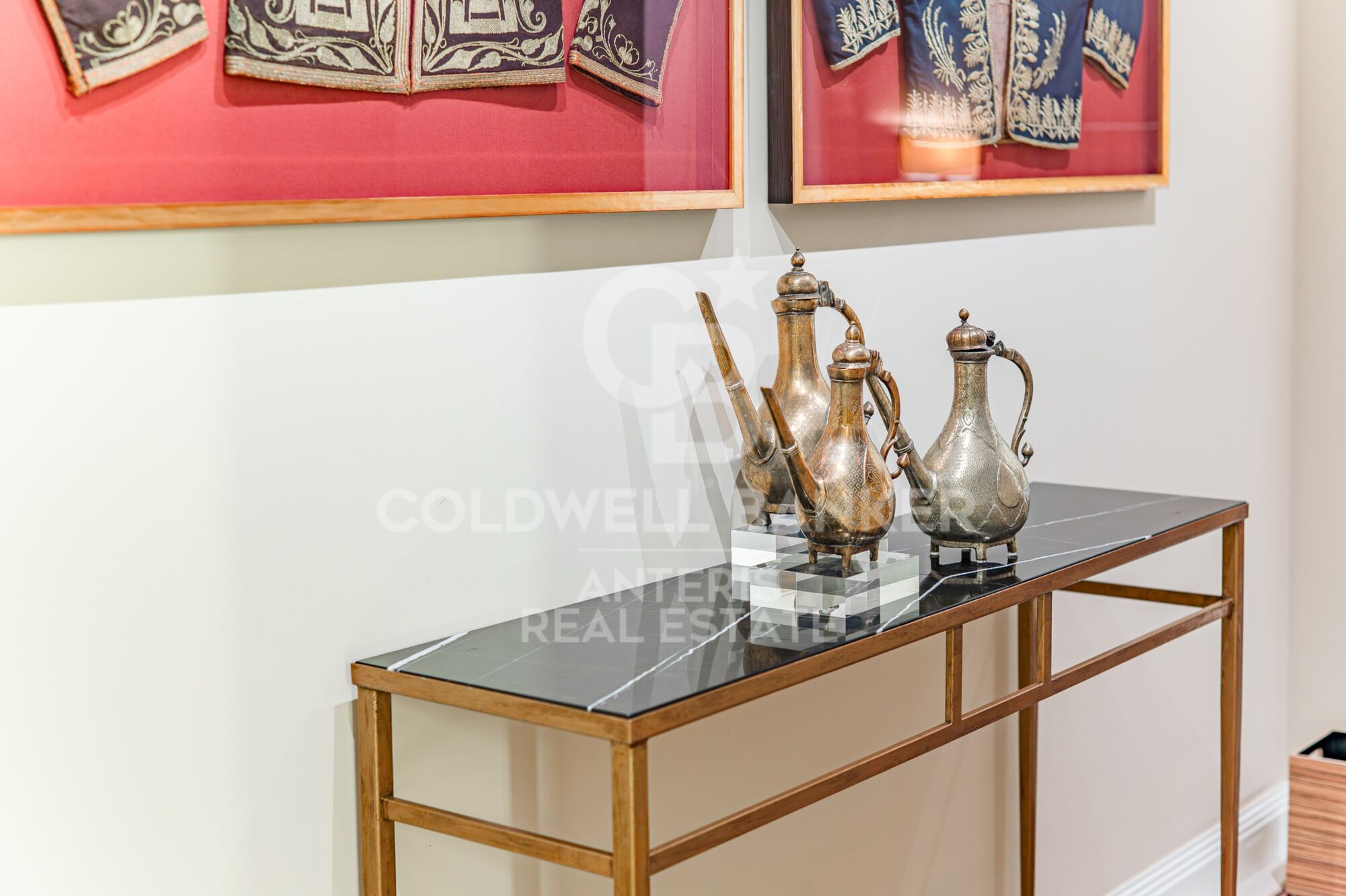 Exclusive renovated property in Eixample Derecho district
