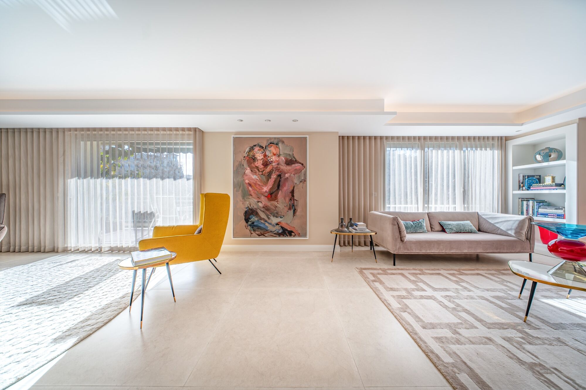 Exclusive renovated property in Eixample Derecho district
