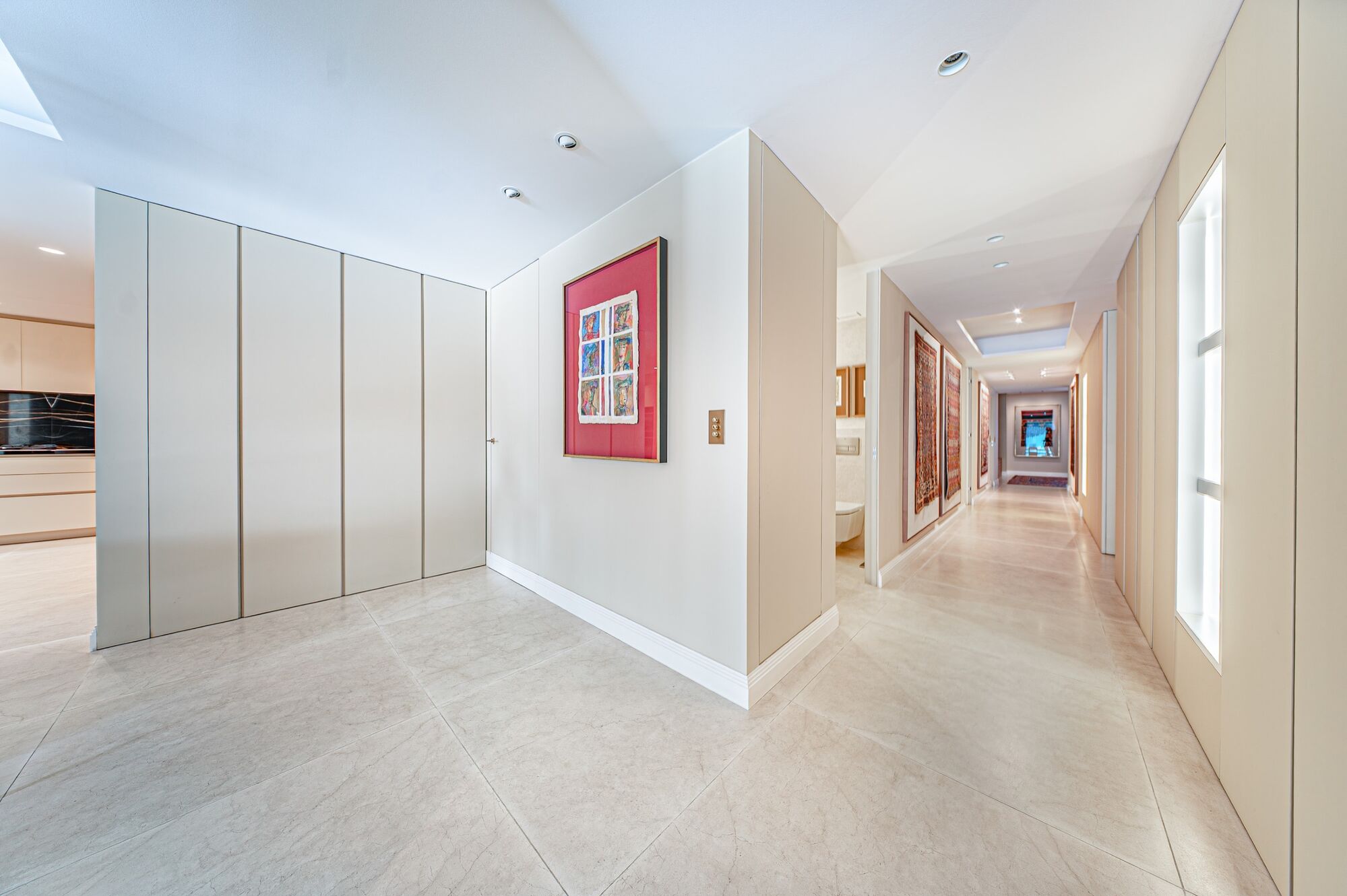 Exclusive renovated property in Eixample Derecho district