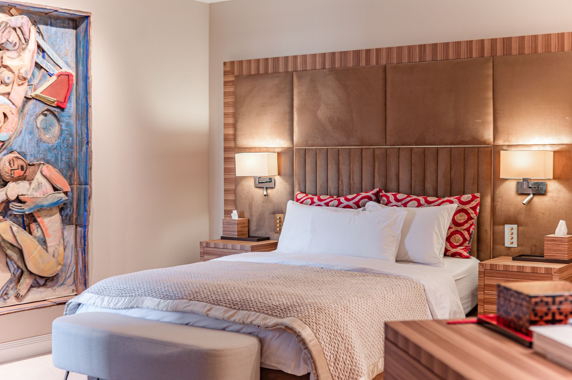 Exclusive renovated property in Eixample Derecho district