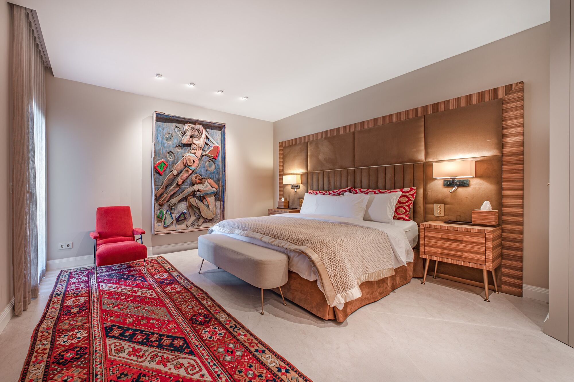Exclusive renovated property in Eixample Derecho district