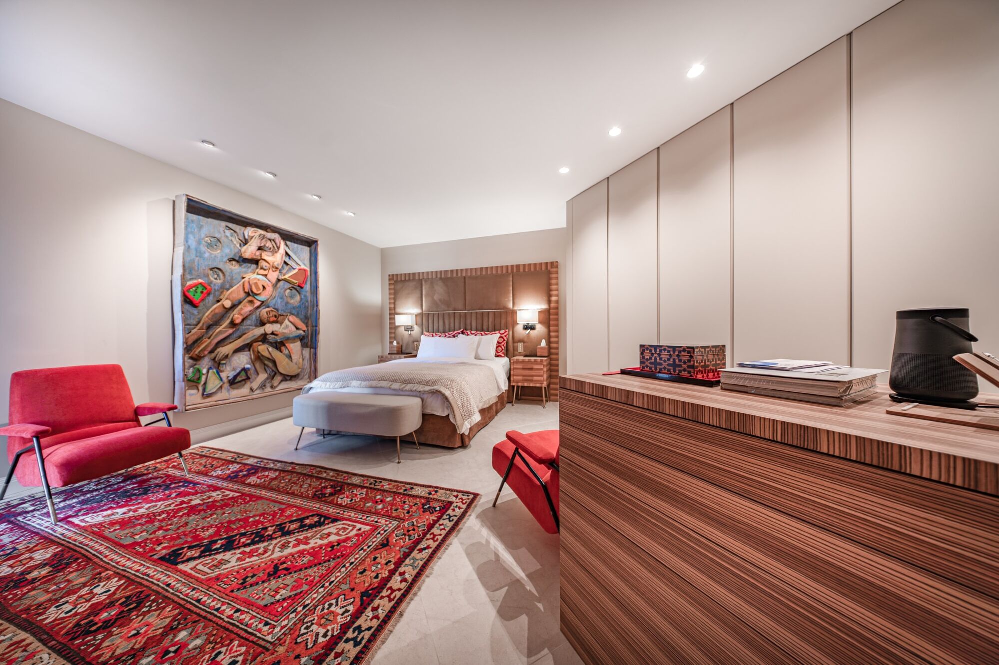 Exclusive renovated property in Eixample Derecho district