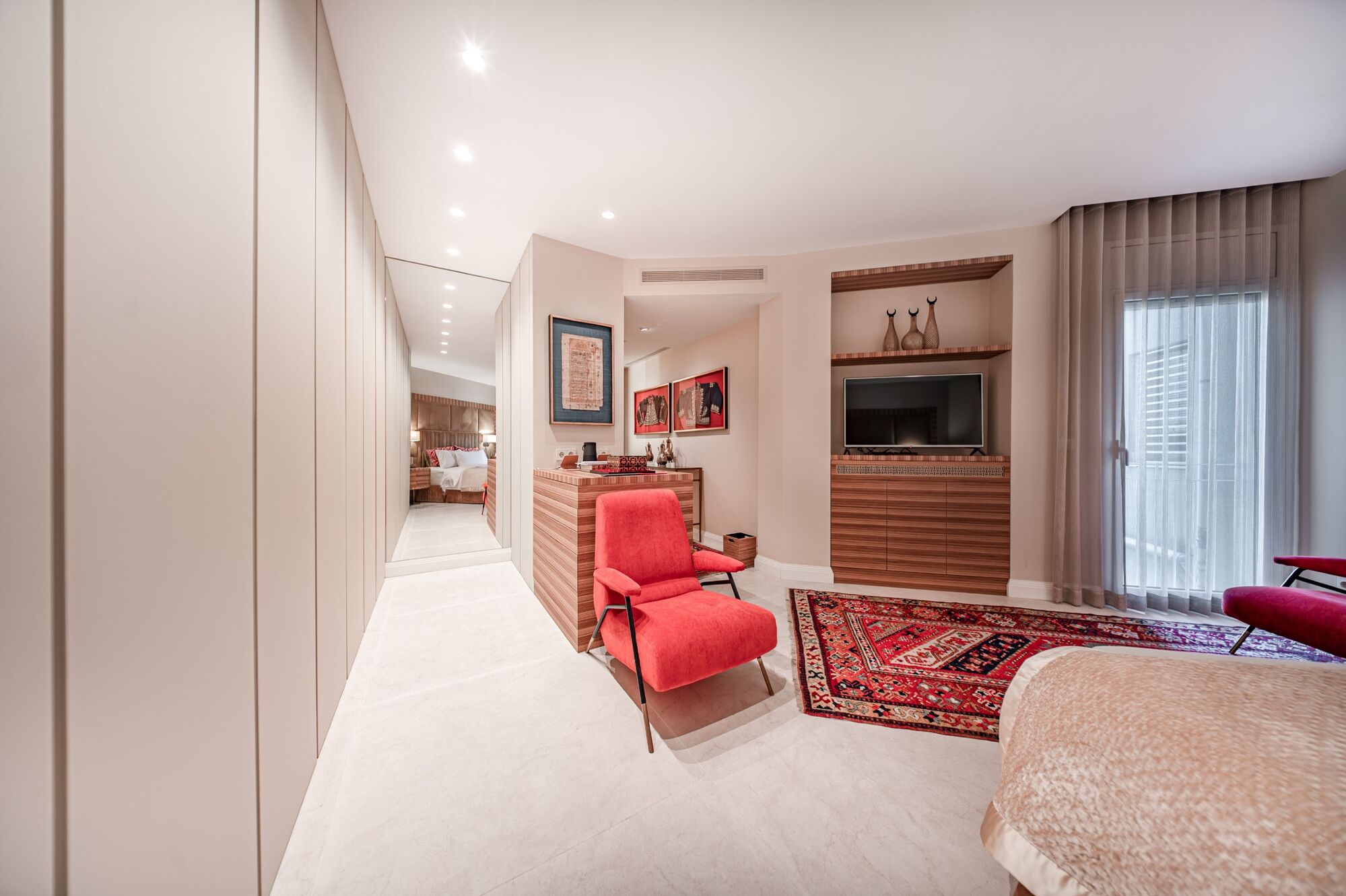Exclusive renovated property in Eixample Derecho district