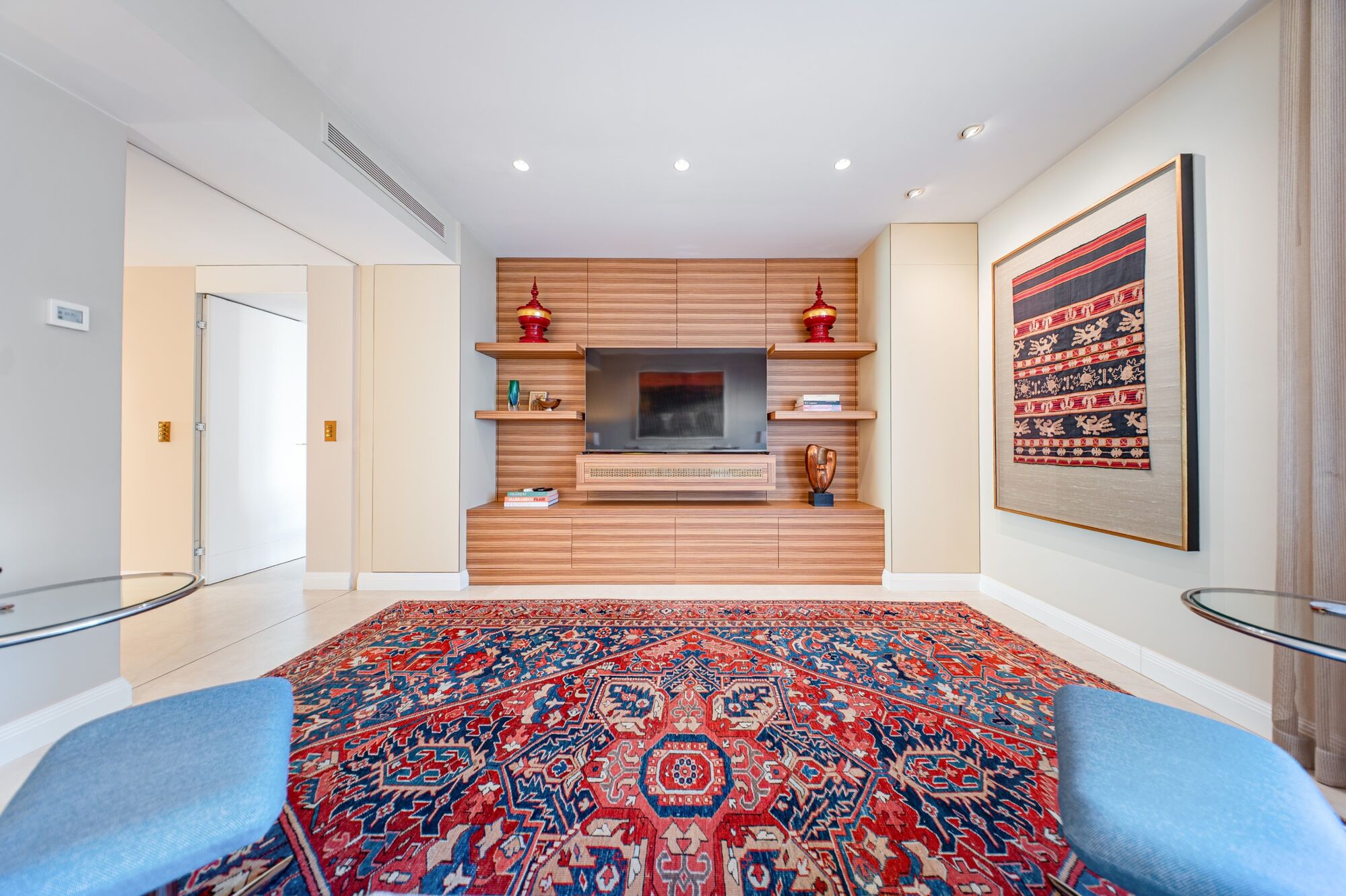 Exclusive renovated property in Eixample Derecho district