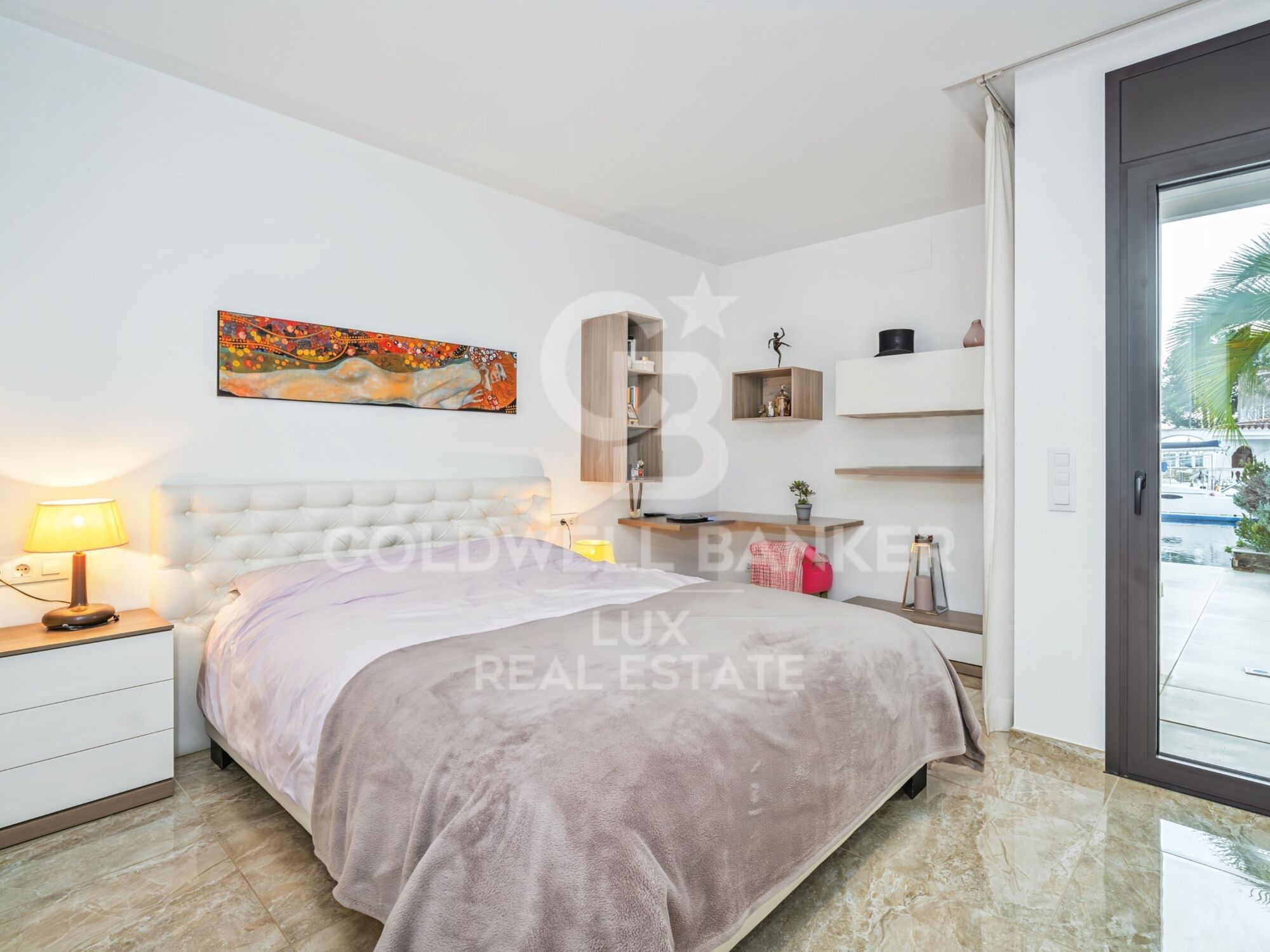 Villa mit 28 m Liegeplatz in Santa Margarita, Roses, Costa Brava