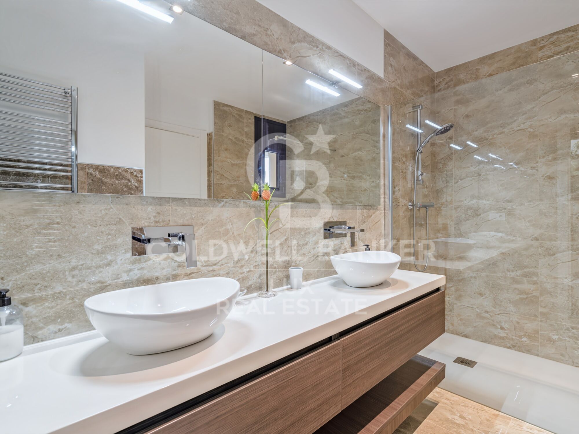 Villa mit 28 m Liegeplatz in Santa Margarita, Roses, Costa Brava