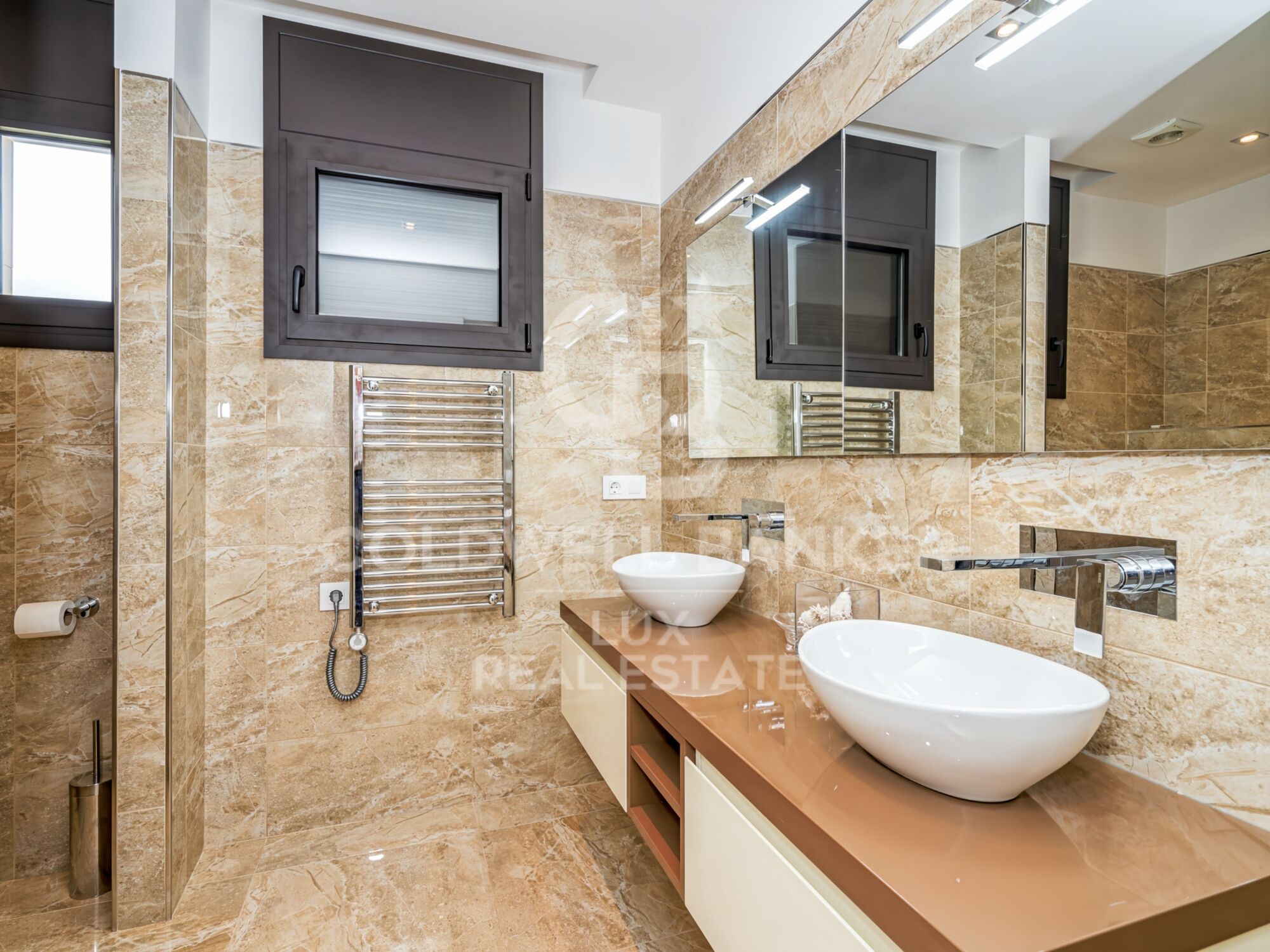 Villa mit 28 m Liegeplatz in Santa Margarita, Roses, Costa Brava