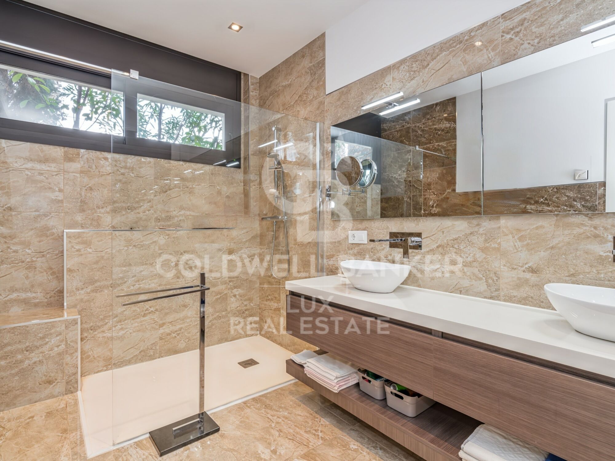 Villa mit 28 m Liegeplatz in Santa Margarita, Roses, Costa Brava