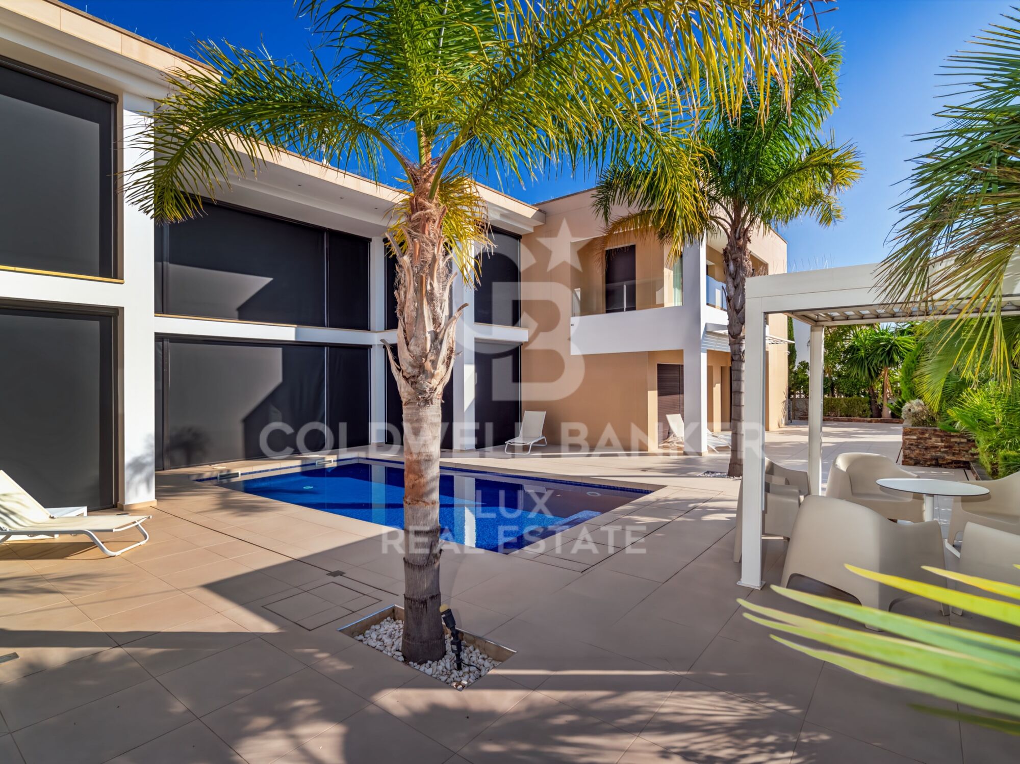 Villa con amarre de 28m en Santa Margarita, Roses, Costa Brava