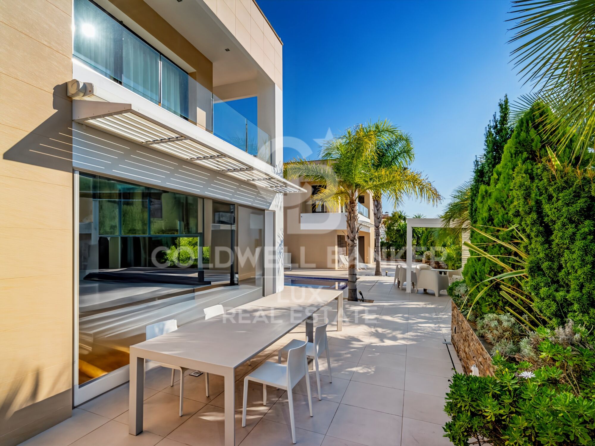 Villa avec amarre de 28 m à Santa Margarita, Roses, Costa Brava