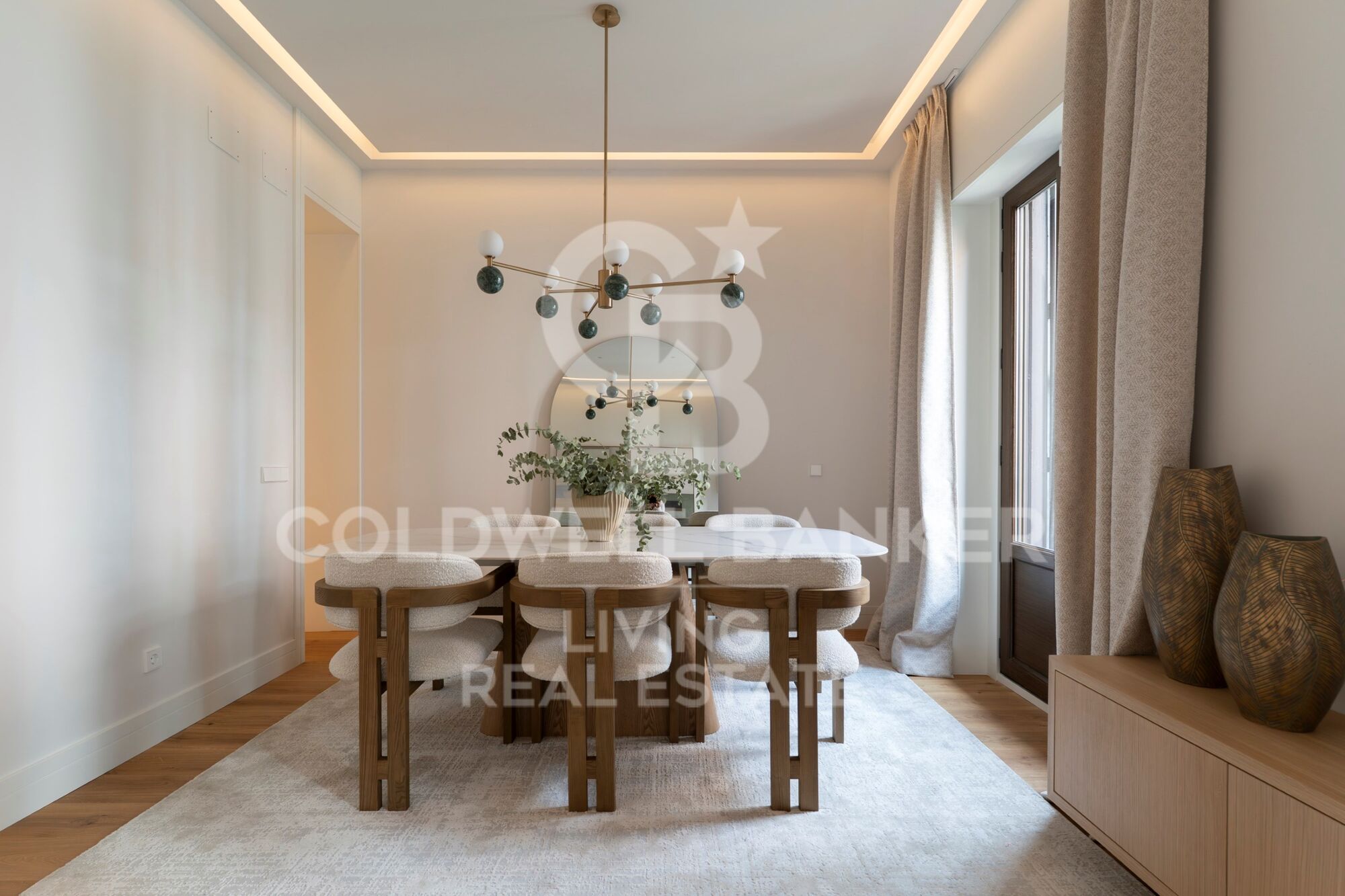 Flat 4 Bedrooms Sale Madrid