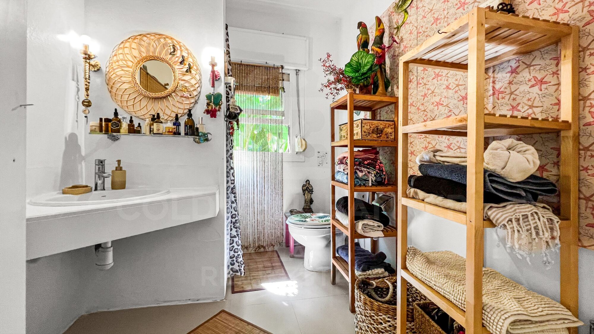 Vivir el Mediterráneo: villa exclusiva en primera línea del puerto de Jávea