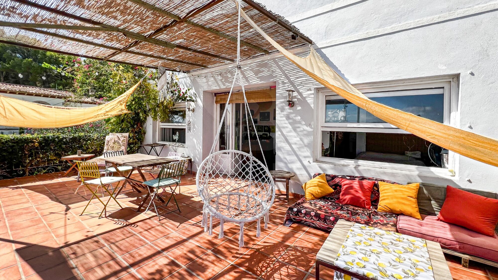 Découvrez la Méditerranée : villa exclusive en bord de mer du port de Jávéa