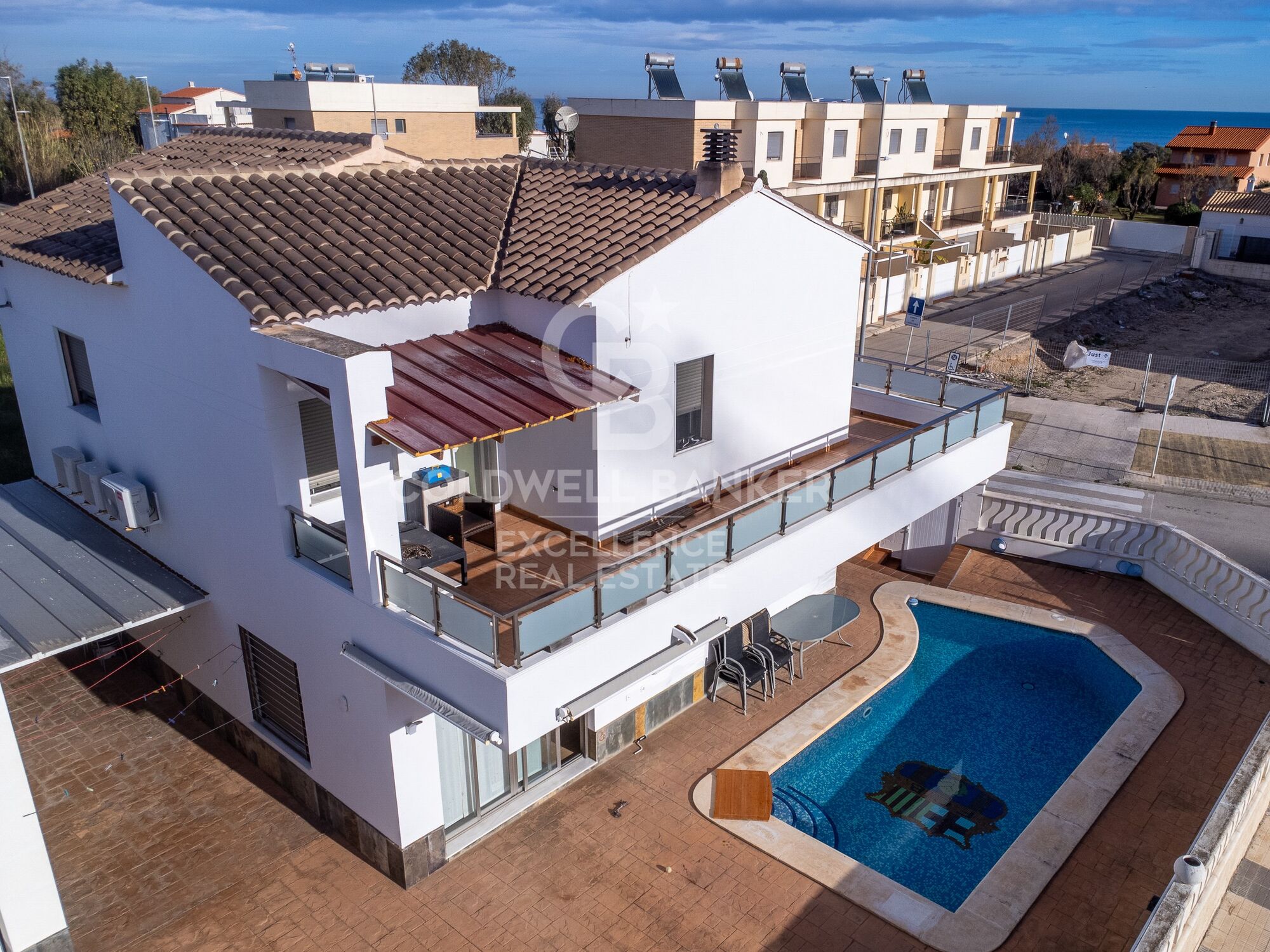Villa de plage exclusive avec piscine sur l'Avenida Bancals, Oliva