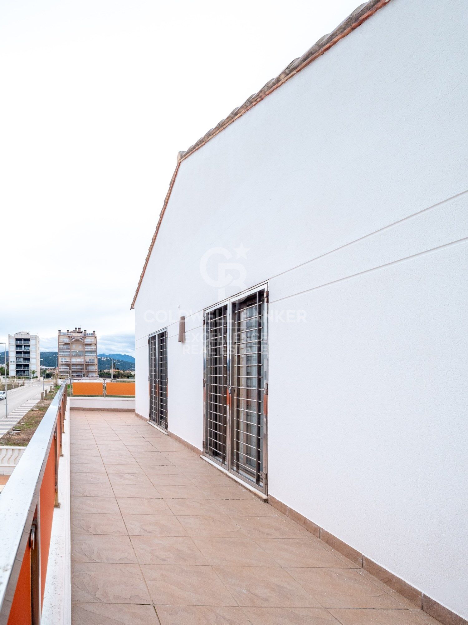 Exklusive Strand Villa mit Pool in Playa Terranova, Oliva