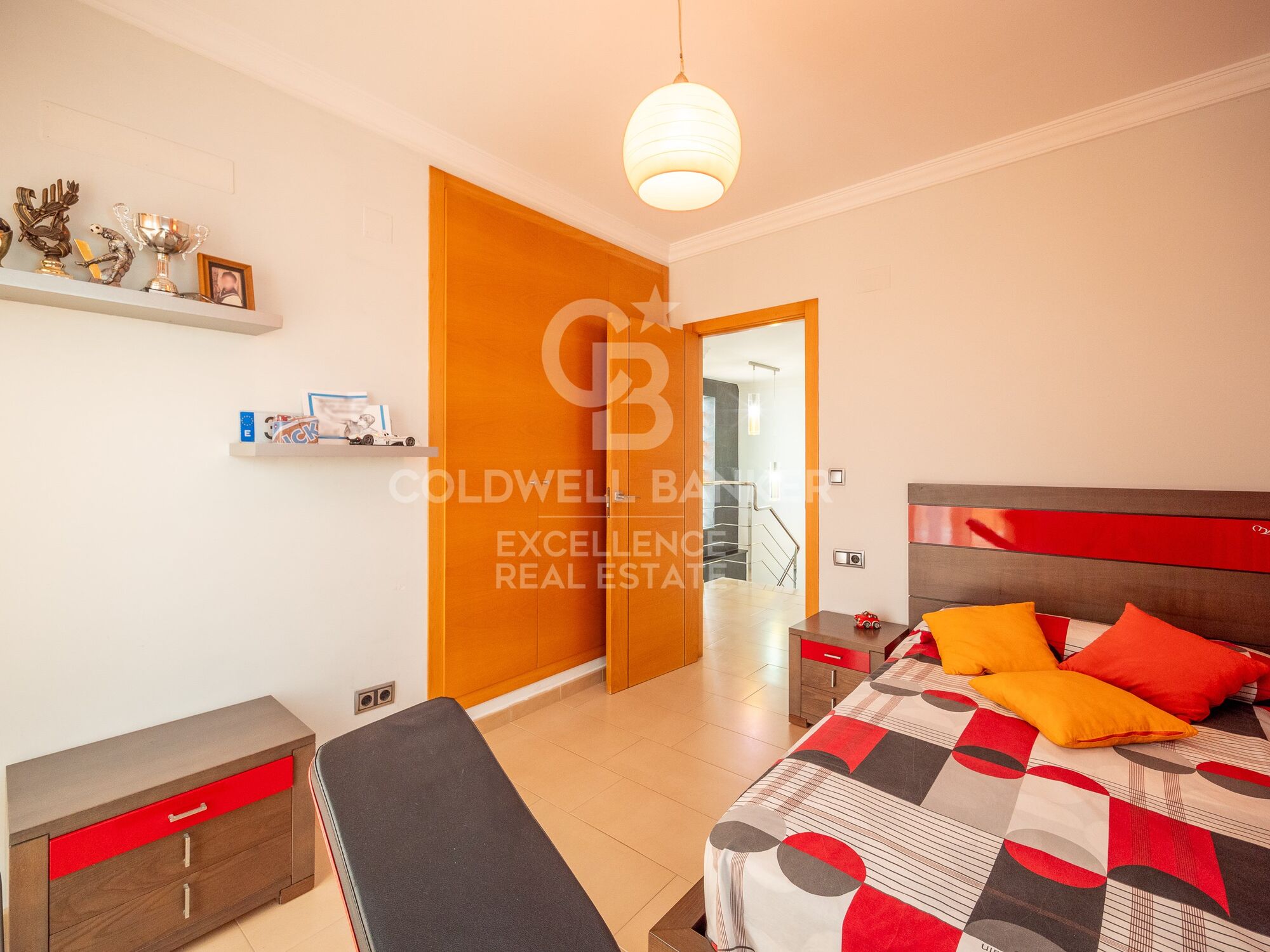 Villa exclusive avec piscine à 50 mètres de la mer à Playa Terranova, Oliva