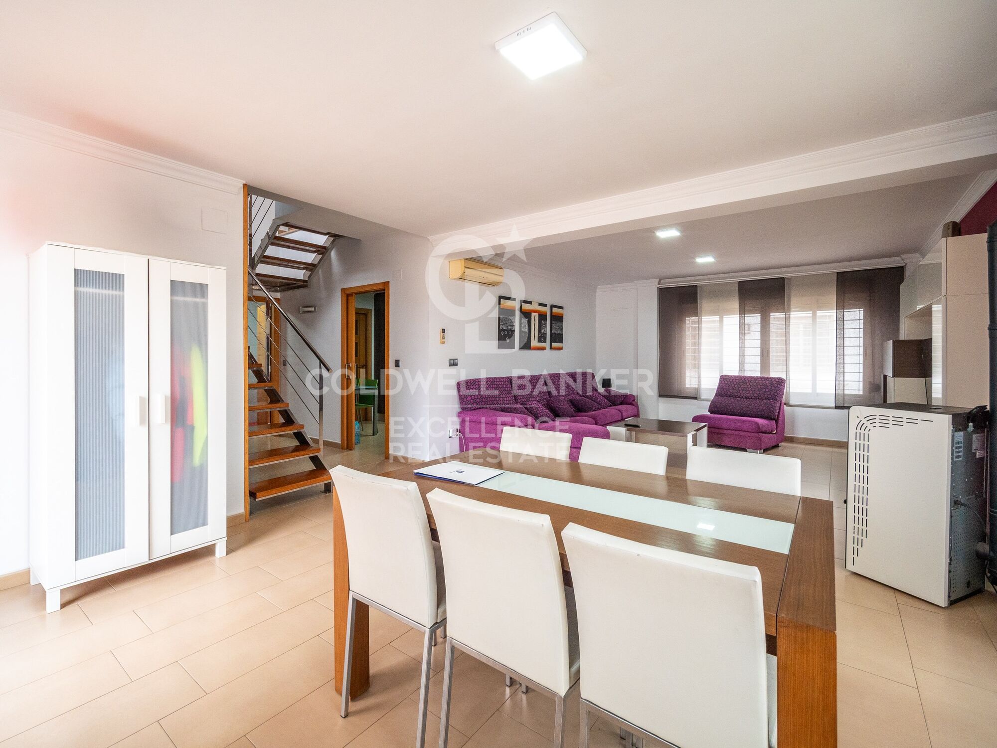 Exclusive villa with pool just 50 meters from the sea in Playa Terranova, Oliva