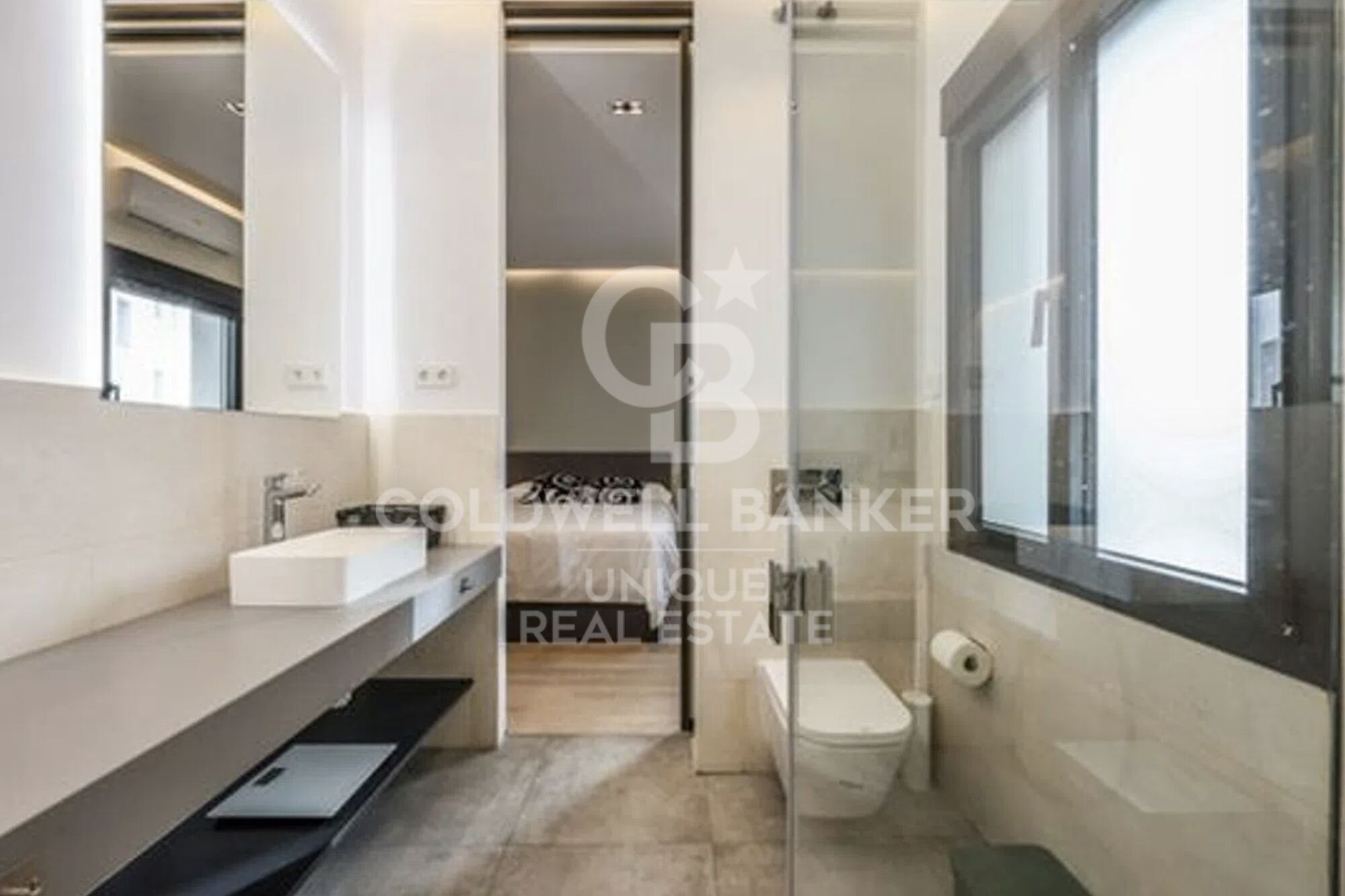 Renovated exterior flat in Palacio, Madrid