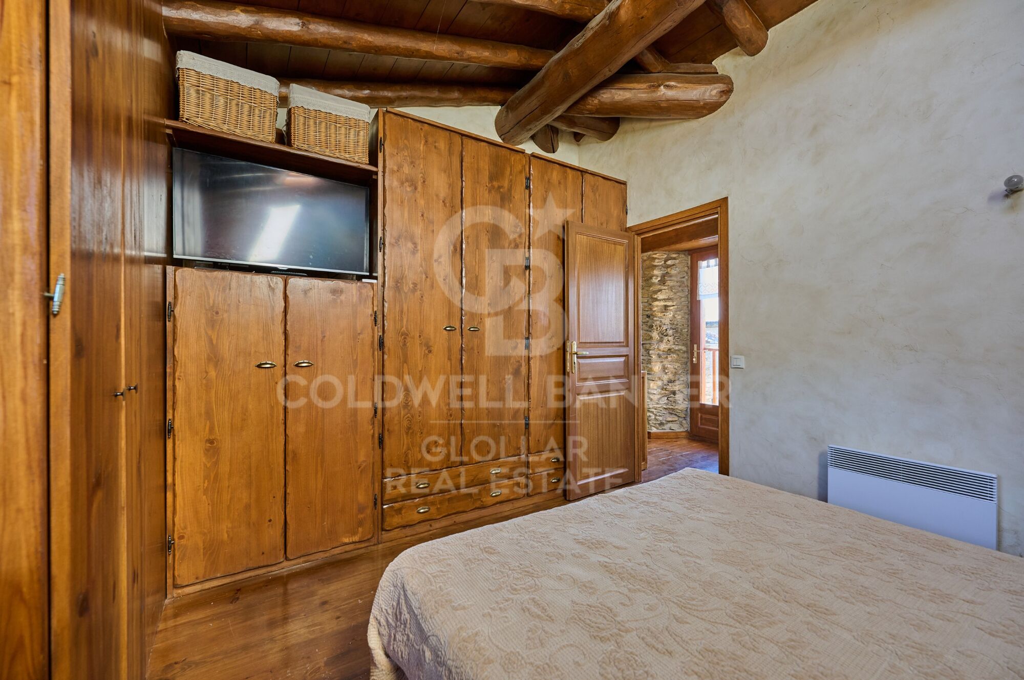 Apartment 3 Bedrooms Sale Osséja