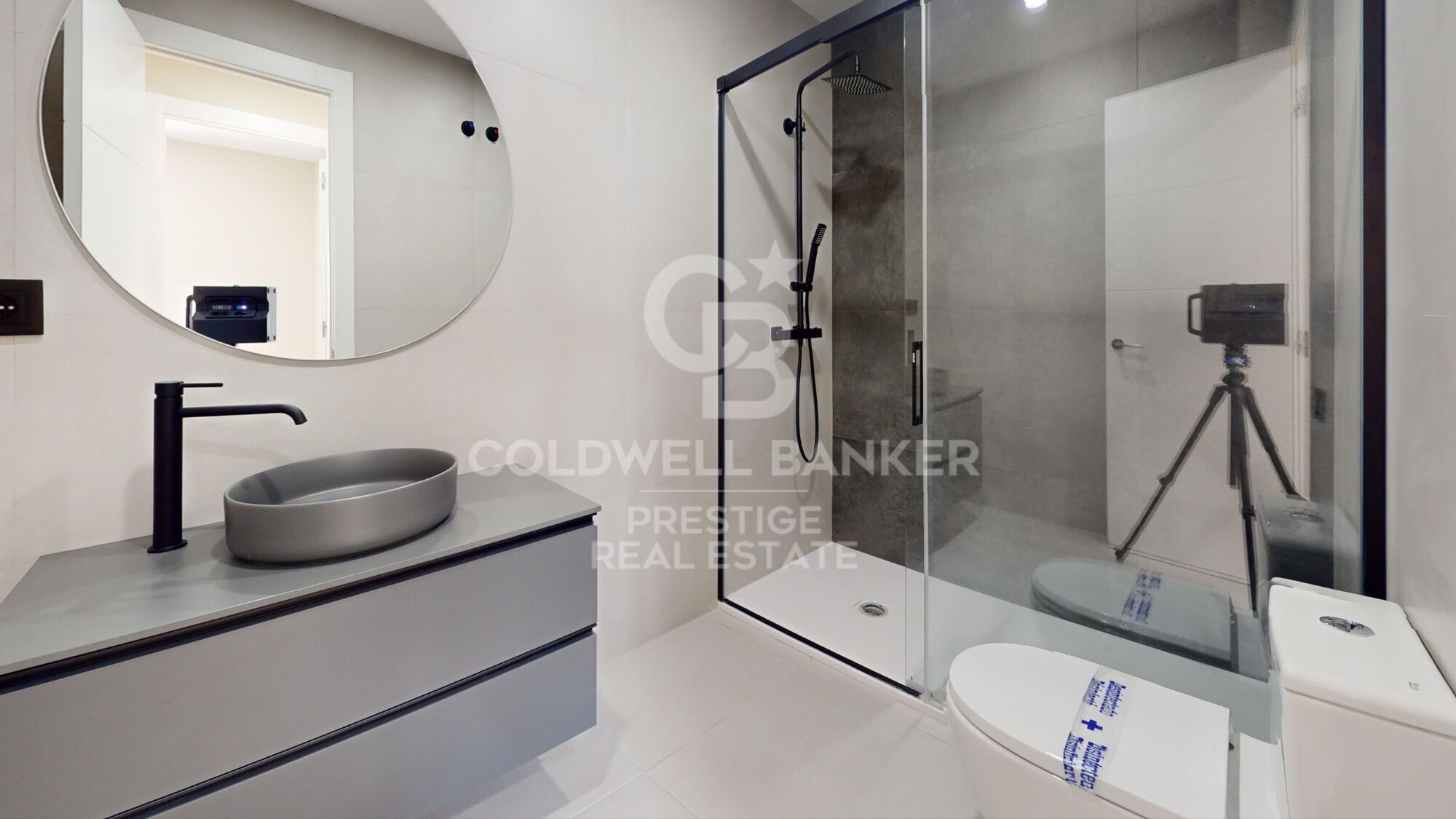 Renovated apartment with balcony in Les Corts, Barcelona