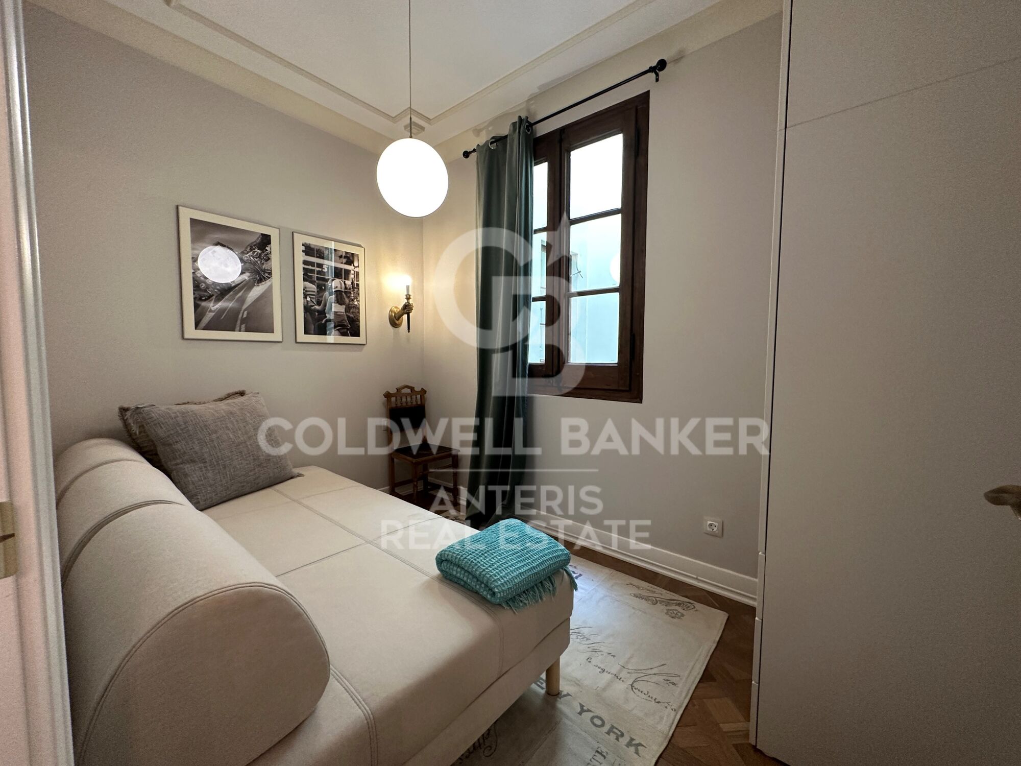 Designer apartment in a modernist building with spectacular views