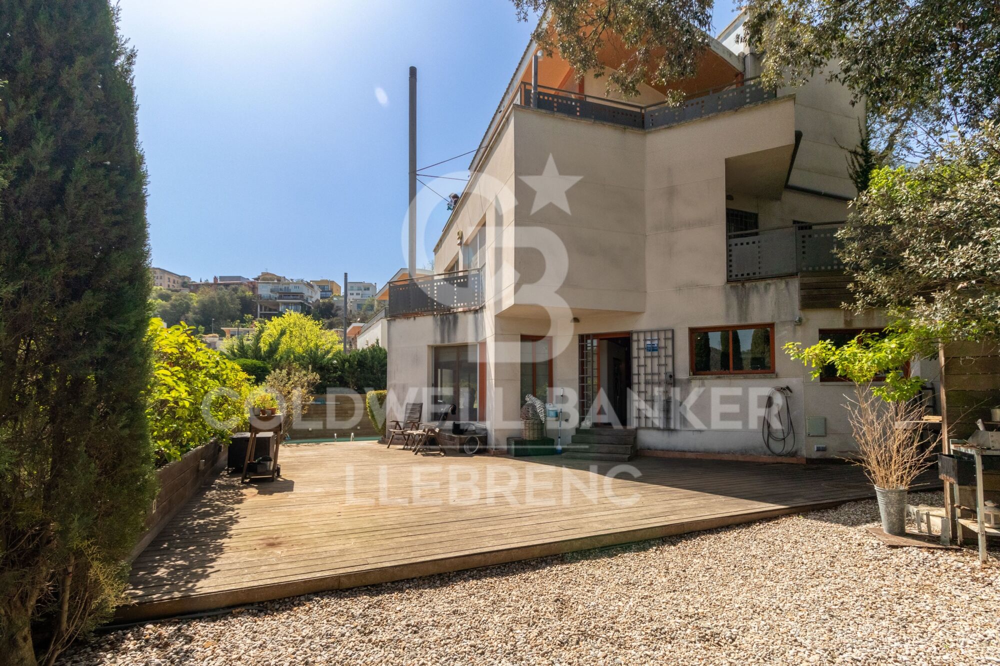 Espectacular casa en Vallvidrera con jardín y piscina