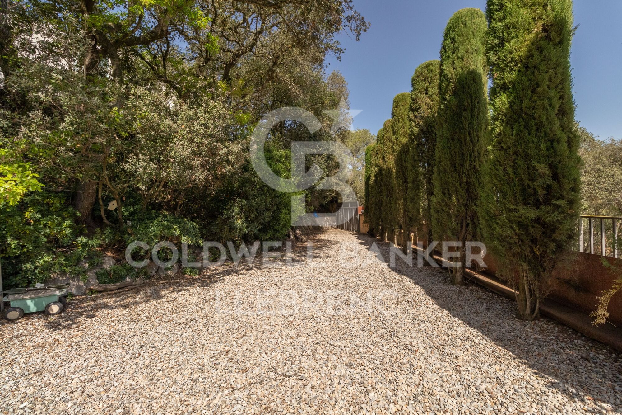 Espectacular casa en Vallvidrera con jardín y piscina