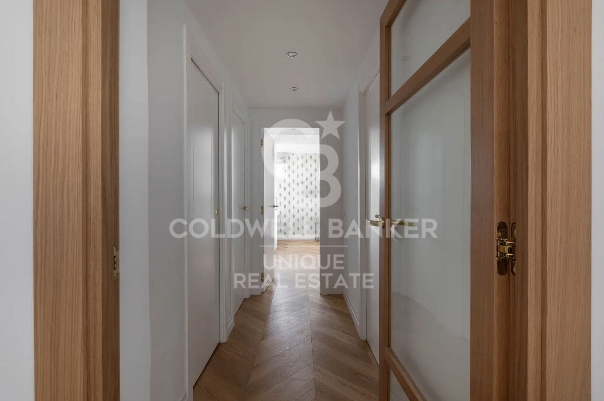 Appartement extérieur de trois chambres avec terrasse et vue sur le Retiro