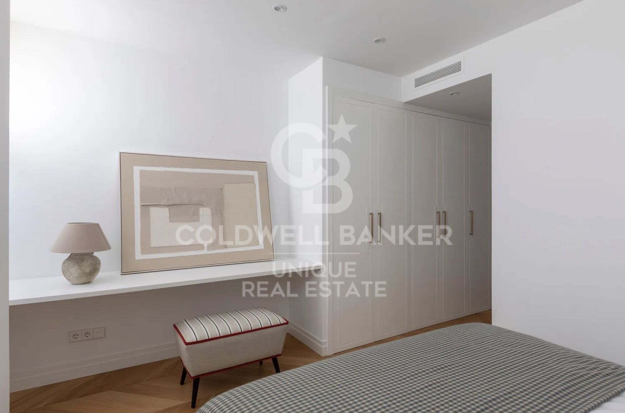 Appartement extérieur de trois chambres avec terrasse et vue sur le Retiro