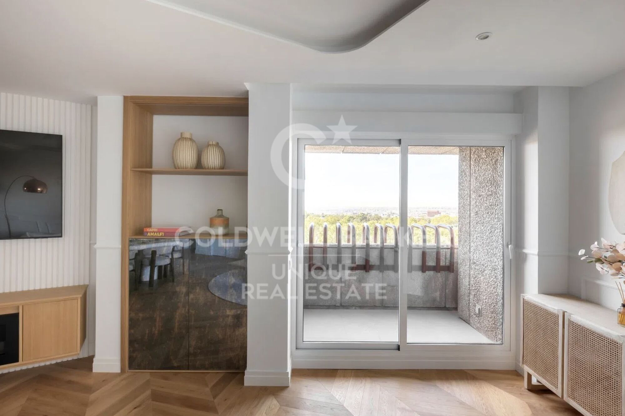 Piso exterior de 3 habitaciones y terraza con vistas al Retiro