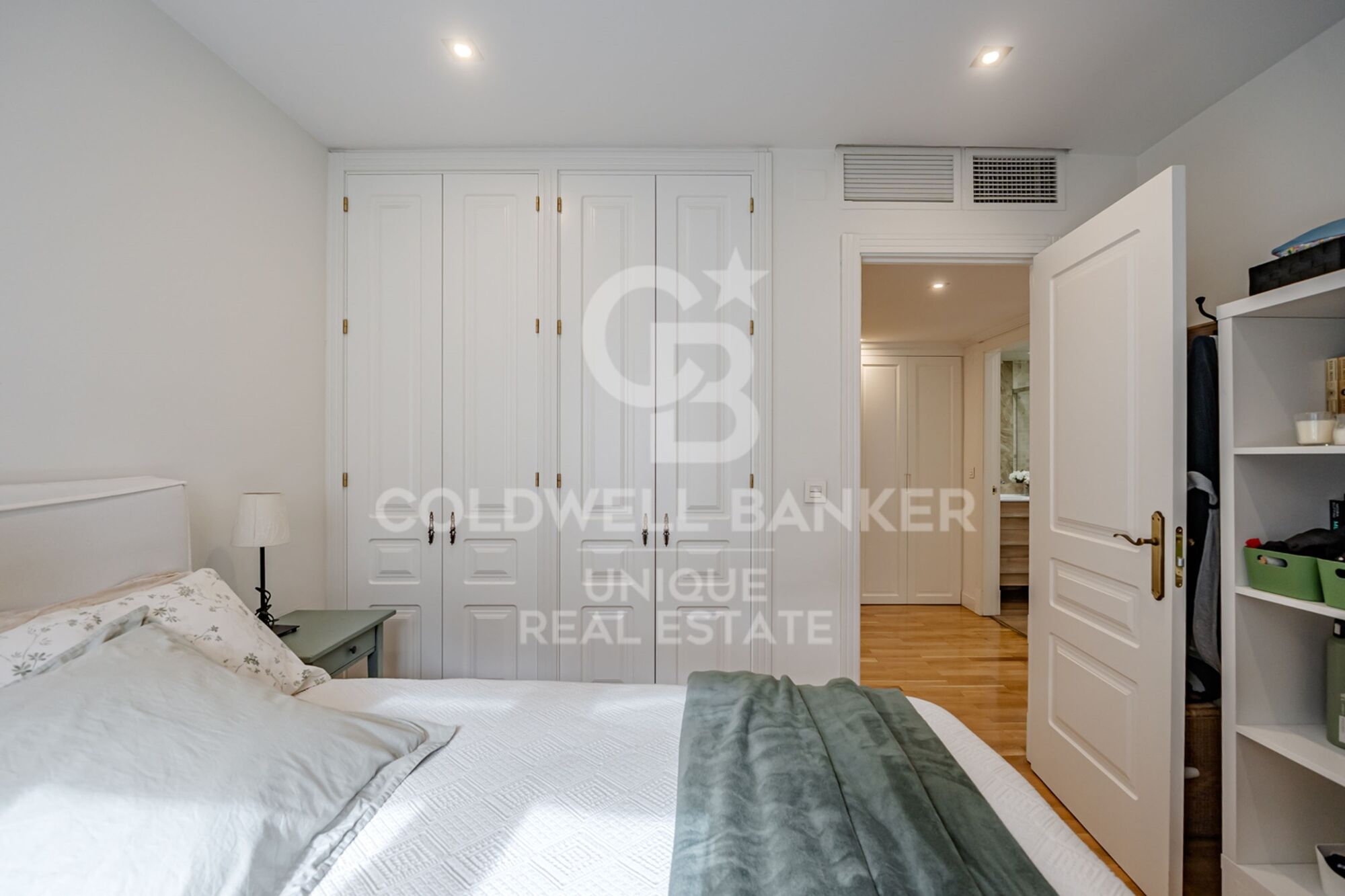 4-Schlafzimmer-Außenwohnung mit Garage und Abstellraum in Almagro, Madrid