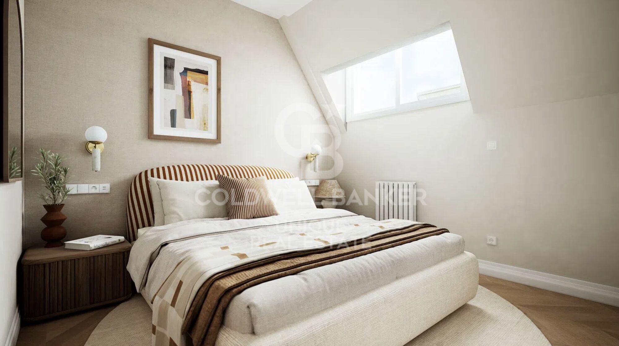 Renovated penthouse with terrace in Nueva España, Madrid